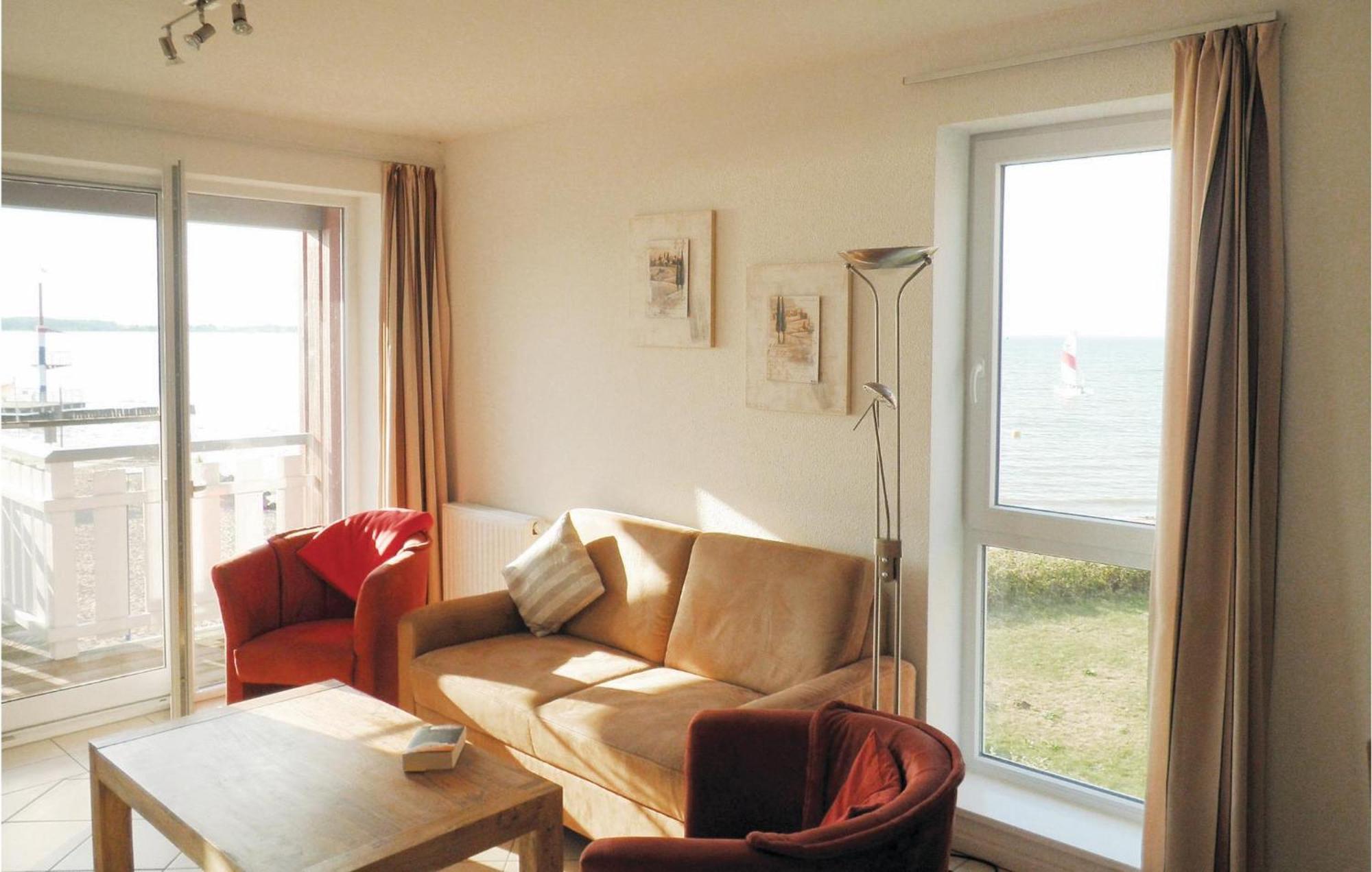 Pet Friendly Apartment In Rechlin With Kitchen Zewnętrze zdjęcie